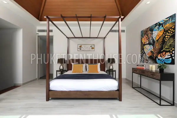 RAW23103: 4-bedroom villa for rent between Rawai and Nai Harn, Phuket. Photo #27