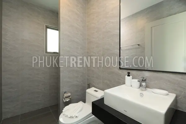 RAW23103: 4-bedroom villa for rent between Rawai and Nai Harn, Phuket. Photo #30