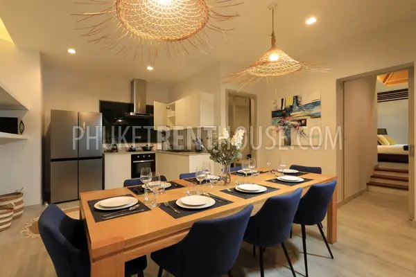 RAW23103: 4-bedroom villa for rent between Rawai and Nai Harn, Phuket. Photo #32