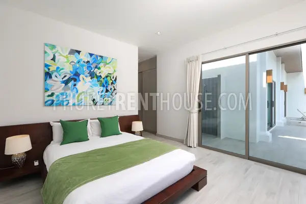 RAW23103: 4-bedroom villa for rent between Rawai and Nai Harn, Phuket. Photo #7