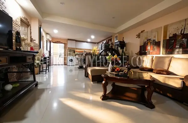 RAW6378: Two Bedroom Apartment in Rawai. Photo #7
