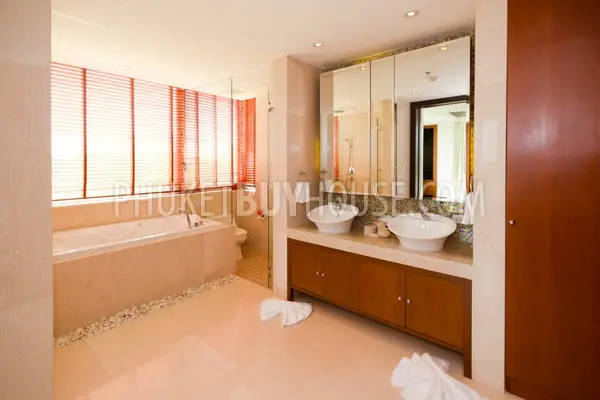 KOH3901: 3-Bedroom Private Deck Aquaminium in Koh Kaew, Phuket. Photo #13