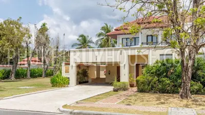 LAG23151: Luxury 3-Bedroom Villa Near Laguna Beach, Phuket