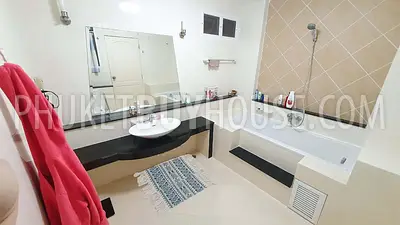PAT21714: Two Bedroom Freehold Apartment in Patong. Photo #4