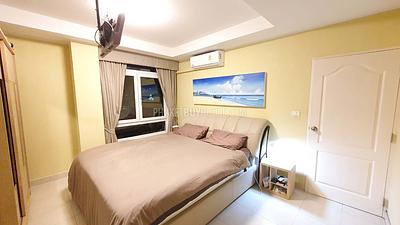 PAT21714: Two Bedroom Freehold Apartment in Patong. Photo #10