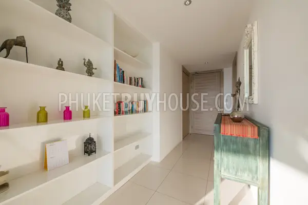 KAT23158: 2-Bedroom Sea View Freehold Residence in Kata For ReSale. Photo #9