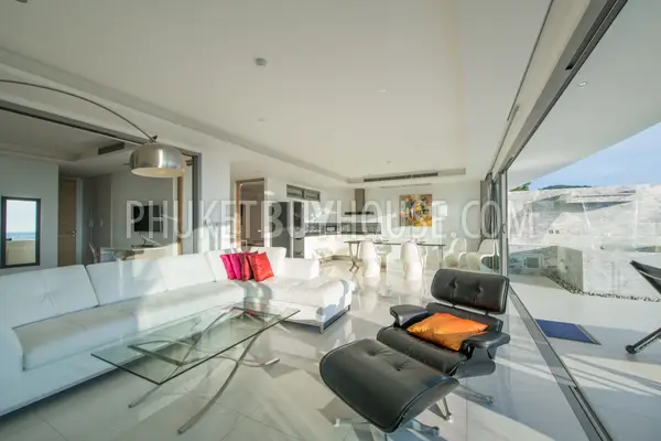 KAT23158: 2-Bedroom Sea View Freehold Residence in Kata For ReSale. Photo #12