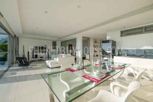 KAT23158: 2-Bedroom Sea View Freehold Residence in Kata For ReSale. Photo #8