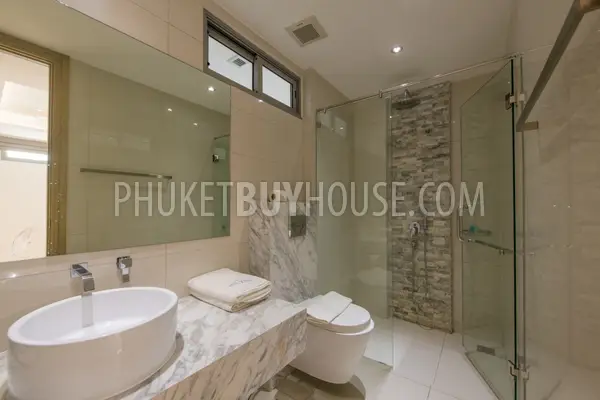 KAT23158: 2-Bedroom Sea View Freehold Residence in Kata For ReSale. Photo #21