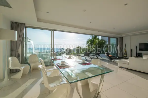 KAT23158: 2-Bedroom Sea View Freehold Residence in Kata For ReSale. Photo #11