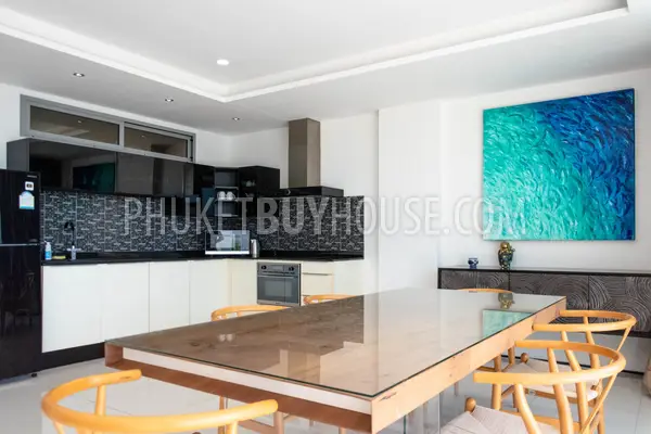 KAT23159: 2-Bedroom Sea View Freehold Residence in Kata For ReSale. Photo #13