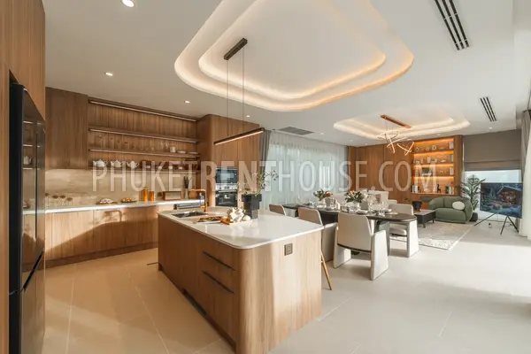 RAW23160: 4-Bedroom Private Pool Villa For Rent in Saiyuan, Rawai, Phuket. Photo #19