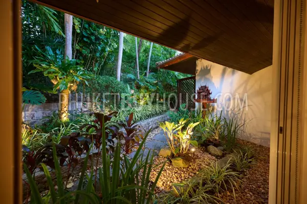 KAT23162: 6-Bedroom Sea View Villa in Kata, Phuket. Photo #21