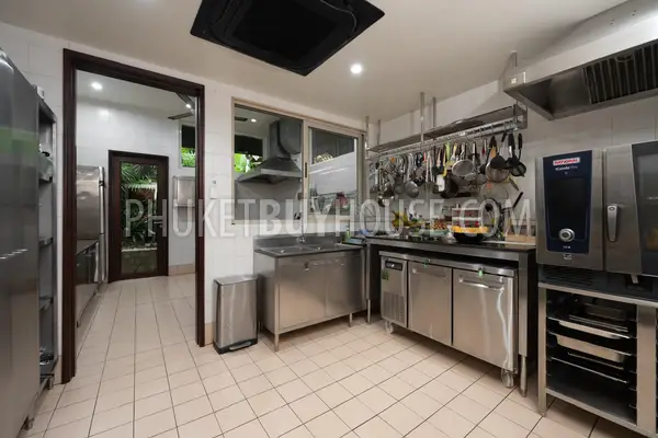 KAT23162: 6-Bedroom Sea View Villa in Kata, Phuket. Photo #25