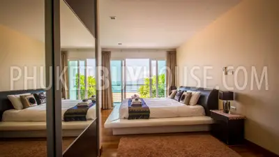 PAN23163: 3-Bedroom Beachfront Duplex with Sea Views in Panwa, Phuket. Photo #17
