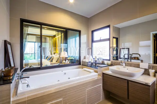 KTH23165: 4-Bedroom Smart Home in Kathu, Phuket. Photo #39