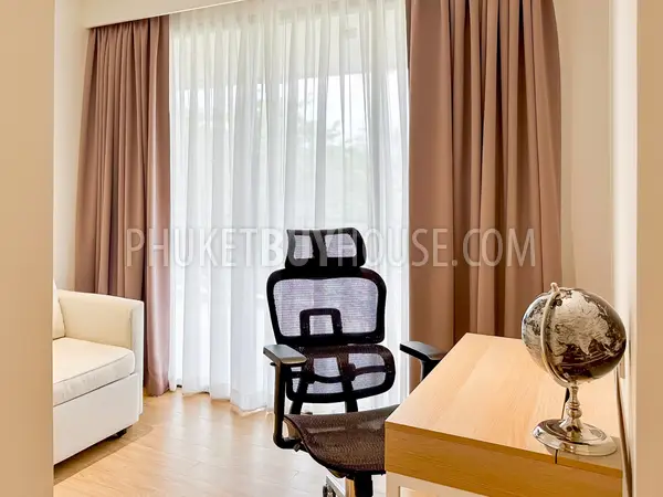 LAG23167: 3-Bedroom Beachfront Apartment in Laguna, Phuket. Photo #17