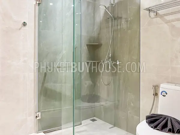 LAG23167: 3-Bedroom Beachfront Apartment in Laguna, Phuket. Photo #22