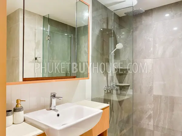 LAG23167: 3-Bedroom Beachfront Apartment in Laguna, Phuket. Photo #25