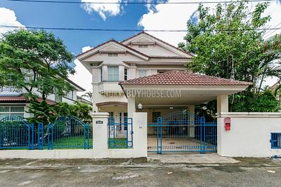 CHA4023: 3 bedroom Family house in Chalong. Photo #4