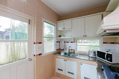 CHA4023: 3 bedroom Family house in Chalong. Photo #11