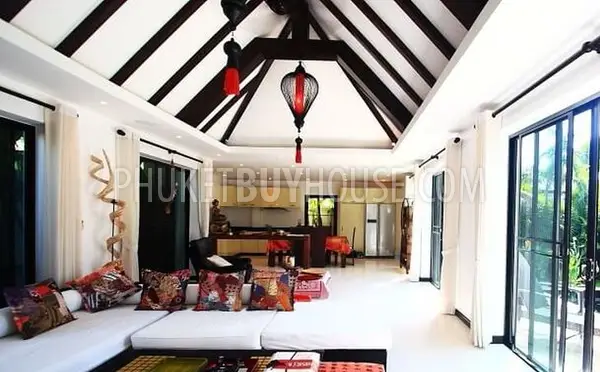 LAY4024: Exclusive Thai Balinese Villa: Your private green paradise by Layan beach.... Photo #2