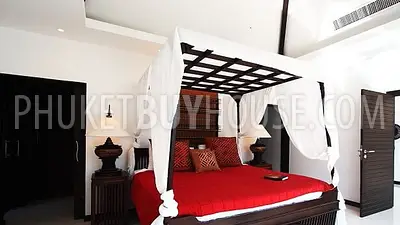 LAY4024: Exclusive Thai Balinese Villa: Your private green paradise by Layan beach.... Photo #4