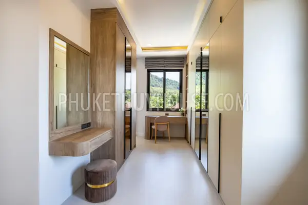 RAW23170: 5-Bedroom Private Pool Villa in Rawai, Phuket. Photo #30