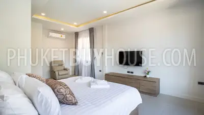 RAW23170: 5-Bedroom Private Pool Villa in Rawai, Phuket. Photo #25