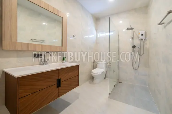 RAW23170: 5-Bedroom Private Pool Villa in Rawai, Phuket. Photo #39