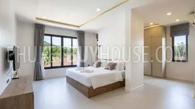 RAW23170: 5-Bedroom Private Pool Villa in Rawai, Phuket. Photo #23