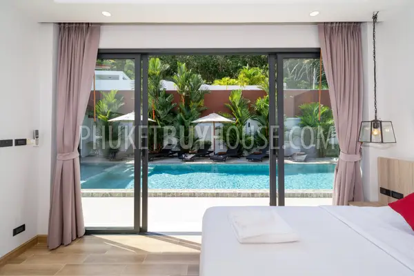 RAW23170: 5-Bedroom Private Pool Villa in Rawai, Phuket. Photo #17