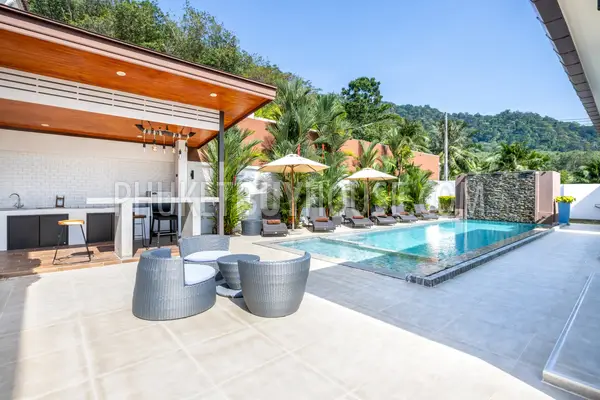 RAW23170: 5-Bedroom Private Pool Villa in Rawai, Phuket. Photo #66