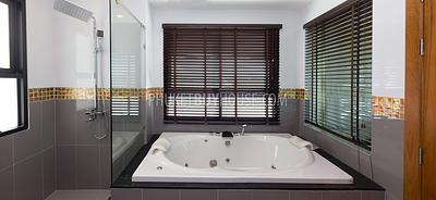 CHA4032: Brand New Fully Furnitured One Bedroom Apartment. Photo #13