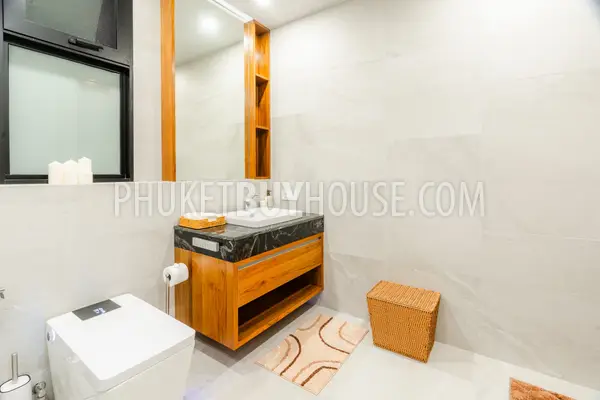 NAI23172: 4-Bedroom Private Heated Pool Villa in Nai Harn, Phuket. Photo #14