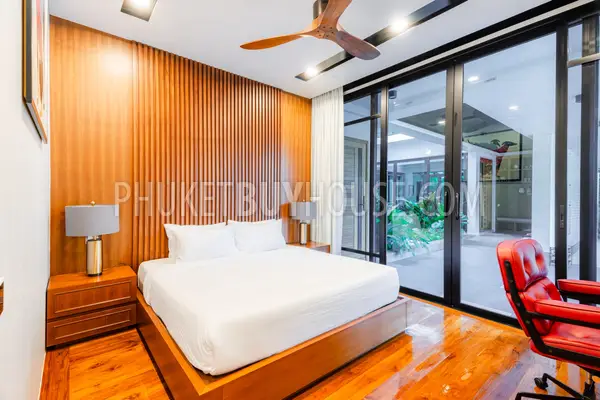 NAI23172: 4-Bedroom Private Heated Pool Villa in Nai Harn, Phuket. Photo #38