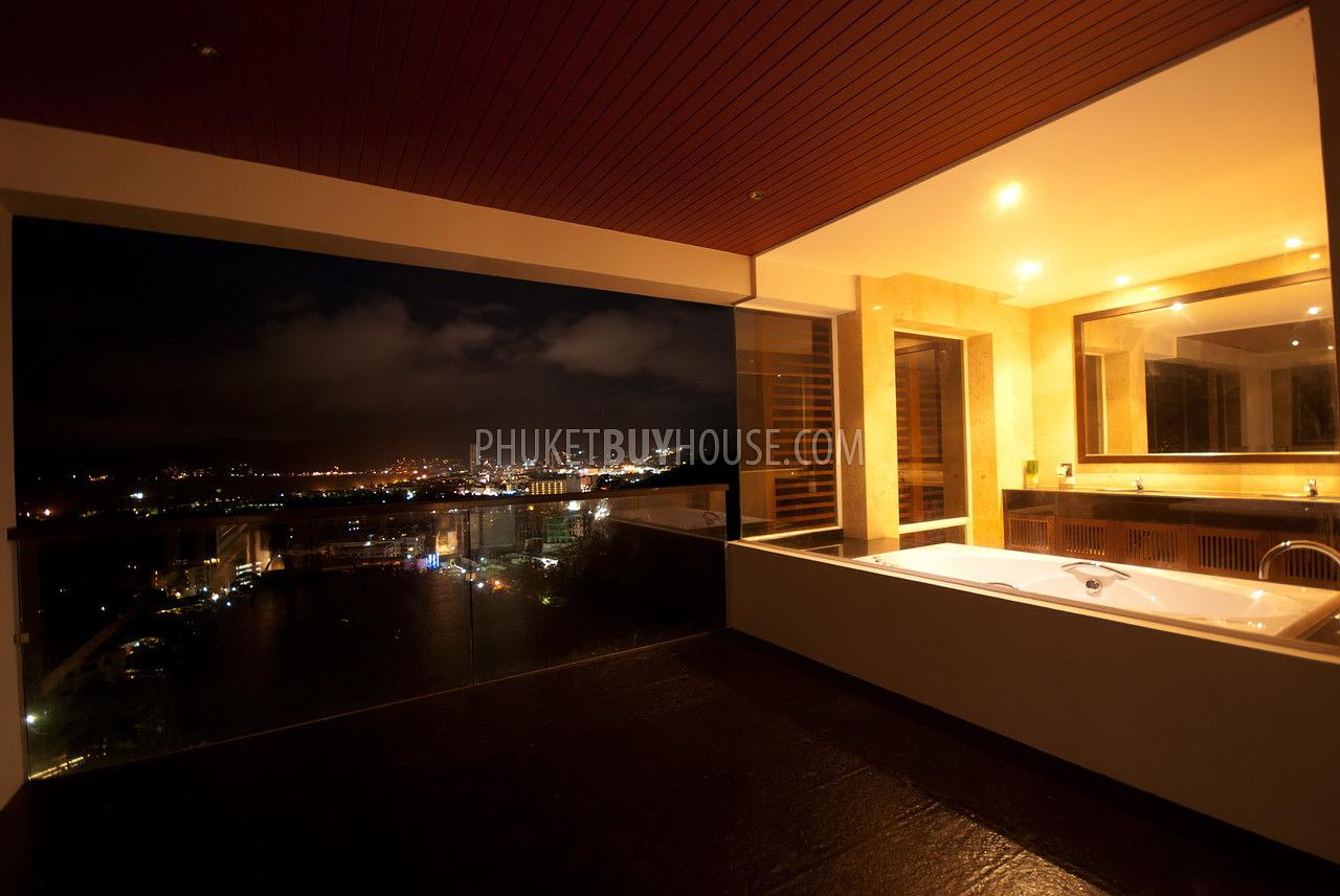 PAT875: Patong Luxury 4 bed Villa (Sea-View). Photo #19