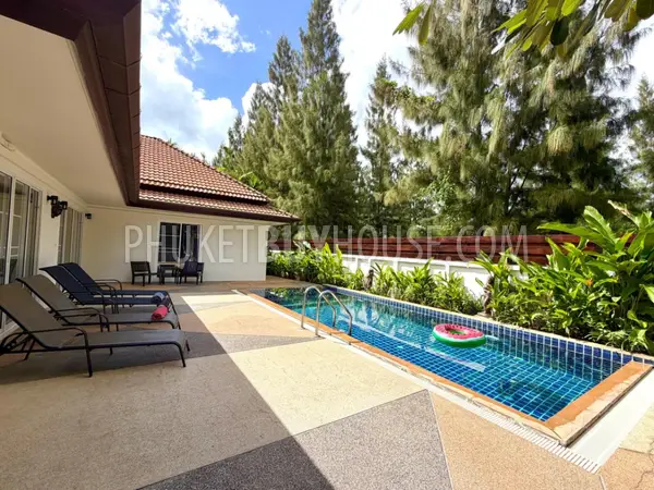 NAI23138: 3-Bedroom Private Pool Villa in Nai Harn, Phuket. Fotoğraf #1