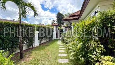NAI23138: 3-Bedroom Private Pool Villa in Nai Harn, Phuket. Fotoğraf #36