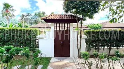 NAI23138: 3-Bedroom Private Pool Villa in Nai Harn, Phuket. Fotoğraf #34