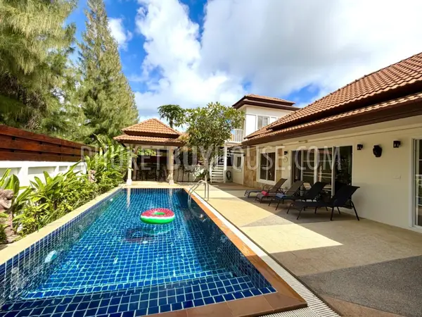 NAI23138: 3-Bedroom Private Pool Villa in Nai Harn, Phuket. Fotoğraf #33