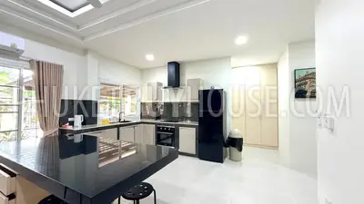 NAI23138: 3-Bedroom Private Pool Villa in Nai Harn, Phuket. Fotoğraf #6