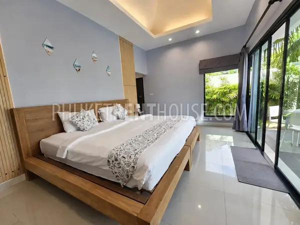 LAY23147: Grand Deluxe Garden Poolside 2-Bedroom Villa For Rent in Phuket. Photo #6