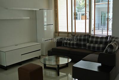 PHU3989: Modern Townhouse with 2 bedrooms and Communal Pool in Phuket. Photo #2