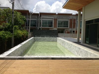 PHU3989: Modern Townhouse with 2 bedrooms and Communal Pool in Phuket. Photo #13
