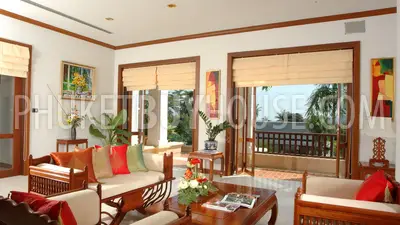 CHA4080: 8 Bedrooms Villa with Tennis court, sea views. Photo #3
