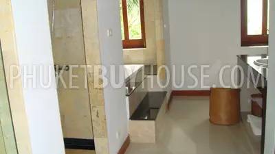CHA4080: 8 Bedrooms Villa with Tennis court, sea views. Photo #8