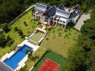 CHA4080: 8 Bedrooms Villa with Tennis court, sea views. Photo #14