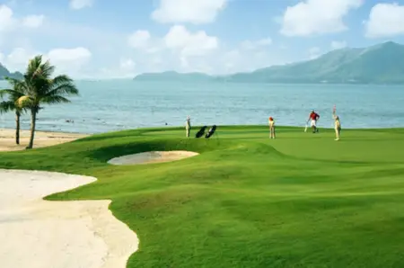 Thailand’s Golfing Industry