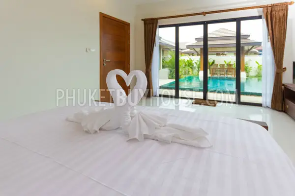 NAI4059: Three Bedroom new villa in heart of Nai Harn. Photo #7